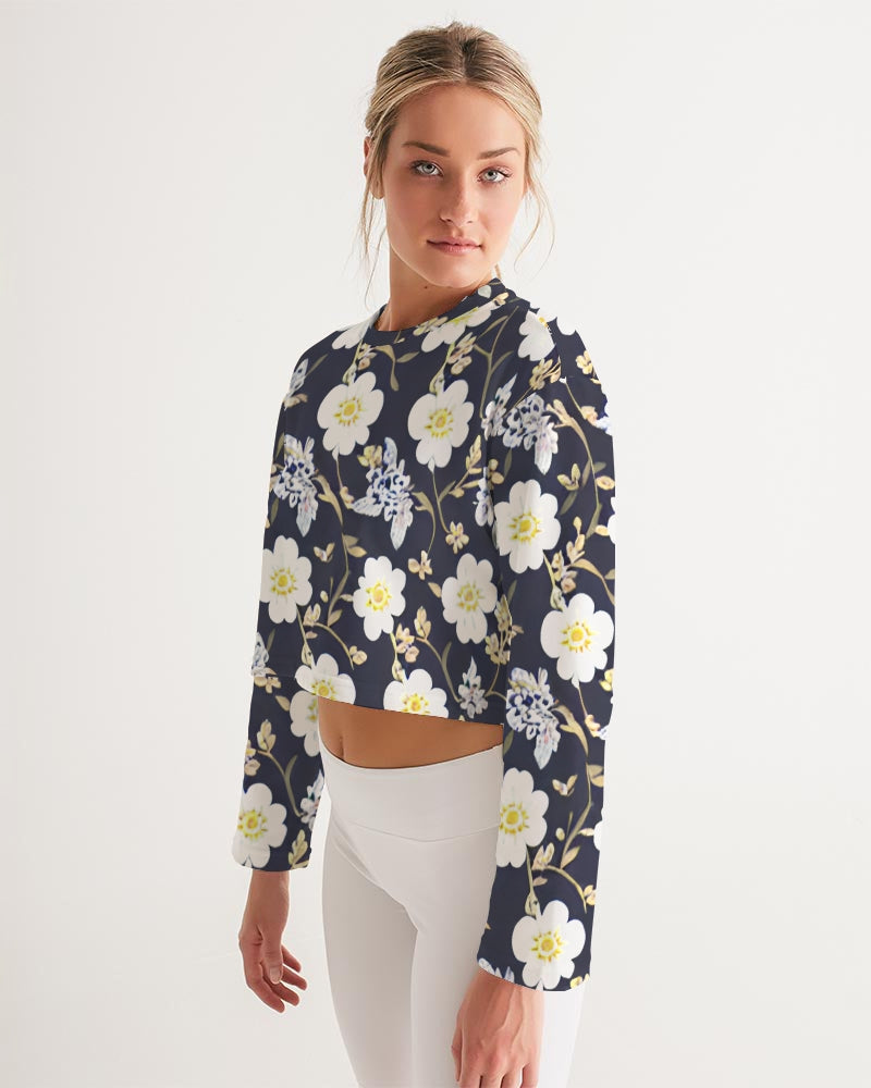 Pink flower black background Women's All-Over Print Cropped Sweatshirt