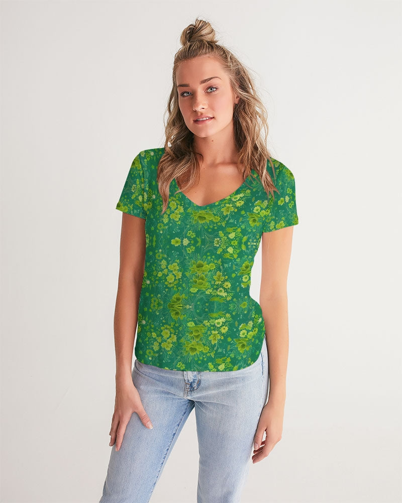 Green lush Repeat pattern Women's V-Neck Tee